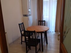 Primaverii, ultracentral